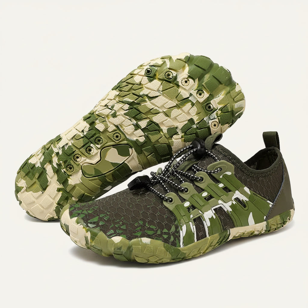 CrystalWave barfota vattenskor vuxna grön/camo – produktbild visar sula med kamouflagemönster och brett tåbox | footflow