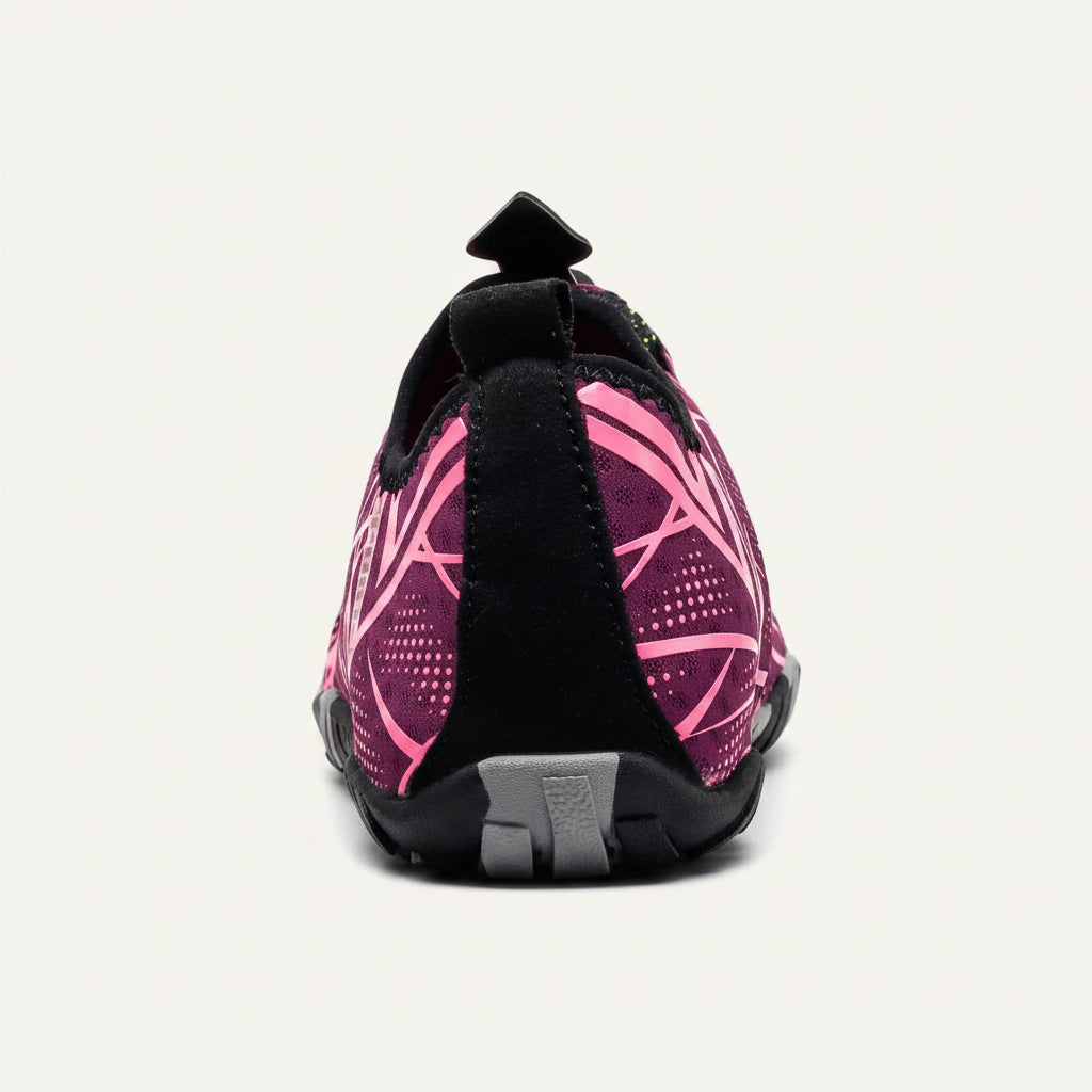 WaveCraft barfota vattenskor vuxna rosa – bakifrån med hälgrepp och halkfri sula | footflow